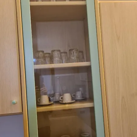 Elen Apartment *
