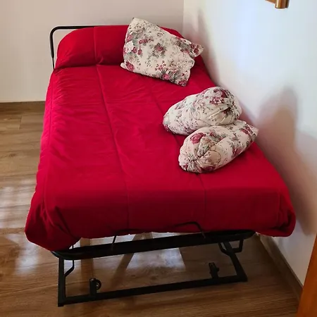 Elen Apartment *